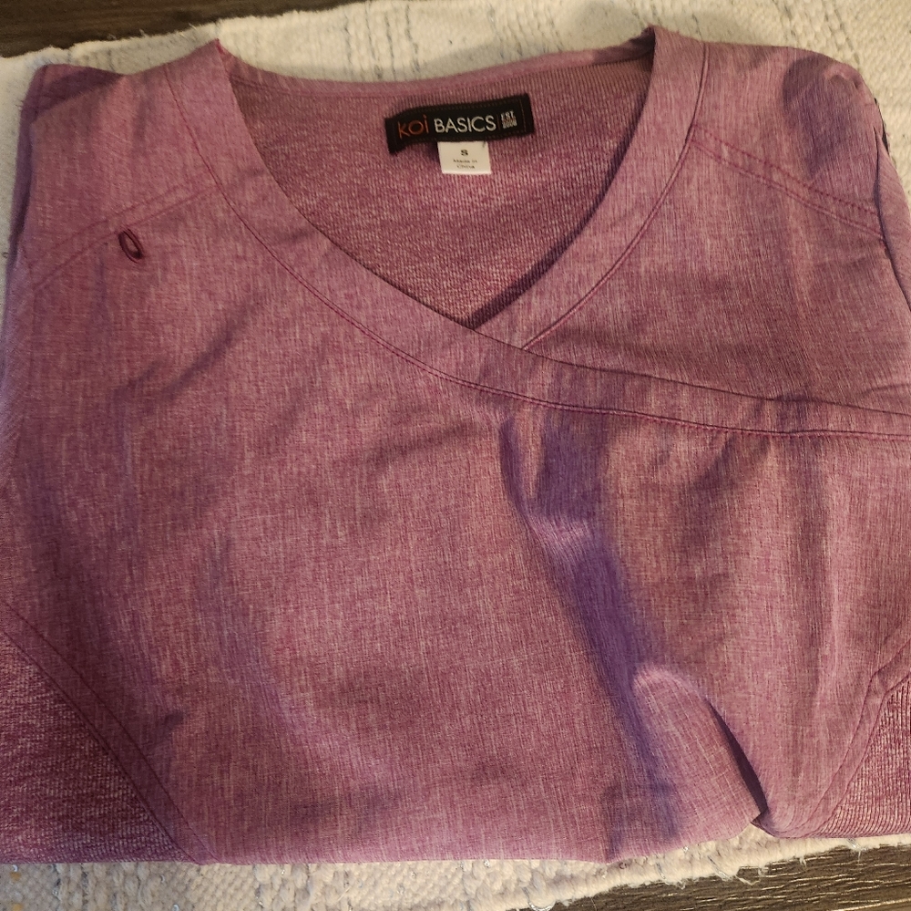 Koi scrub top